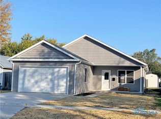 308 Lester Ave, Findlay, OH 45840