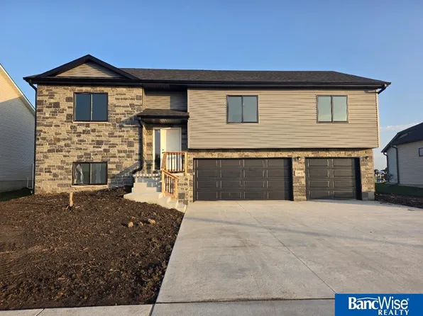 14931 Werner St, Waverly, NE 68462