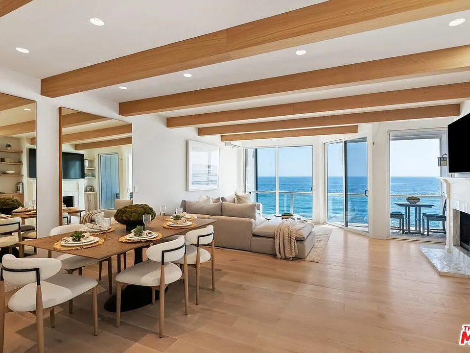 11874 Beach Club Way
