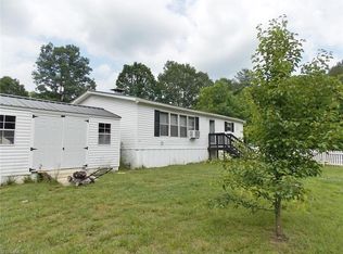 149 Fawn Ln, Lowgap, NC 27024