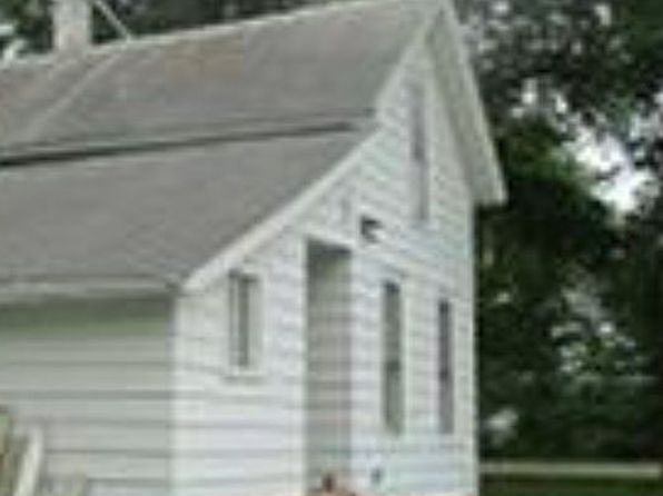 120 Judson Fort Rd E, Lake Crystal, MN 56055