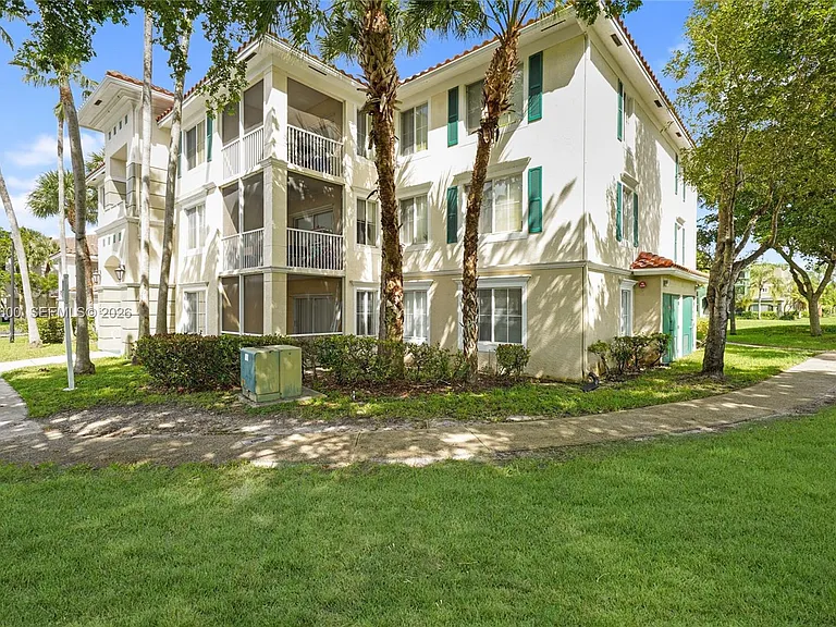 11643 W Atlantic Blvd — Photo 12