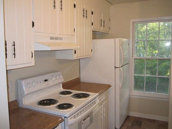 2nd image of 1701 Taft Pl