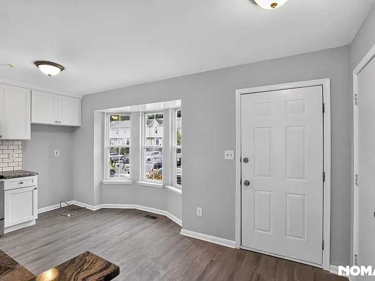 12145 Sugar Mill Cir — Photo 3