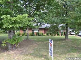 380 Law Rd, Lexington, TN 38351