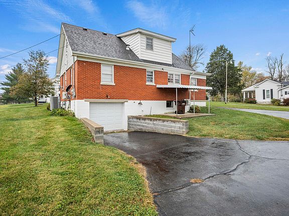 3rd image of 305 Crab Orchard St