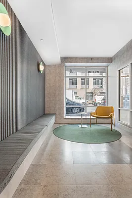 Rented by Lisa Management | media 30