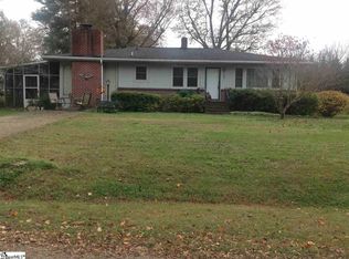 402 Meadors Ave, Greenville, SC 29605