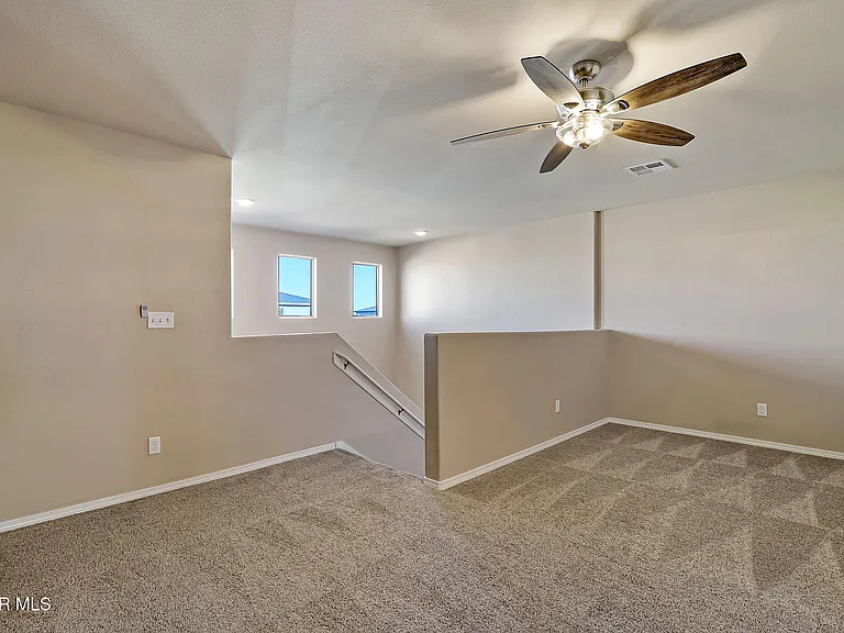 3921 Desert Dunes Dr — Photo 29