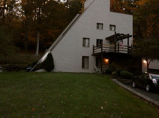 65 Boyle Rd, Dallas, PA 18612