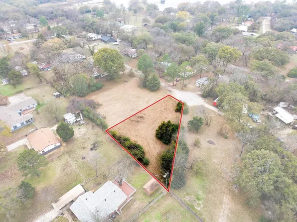 397 Briggs Blvd, Pt, TX 75472