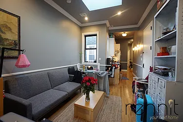 Rented by Rennit Inc.