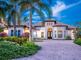 811 SE Riverside Dr, Stuart, FL 34994