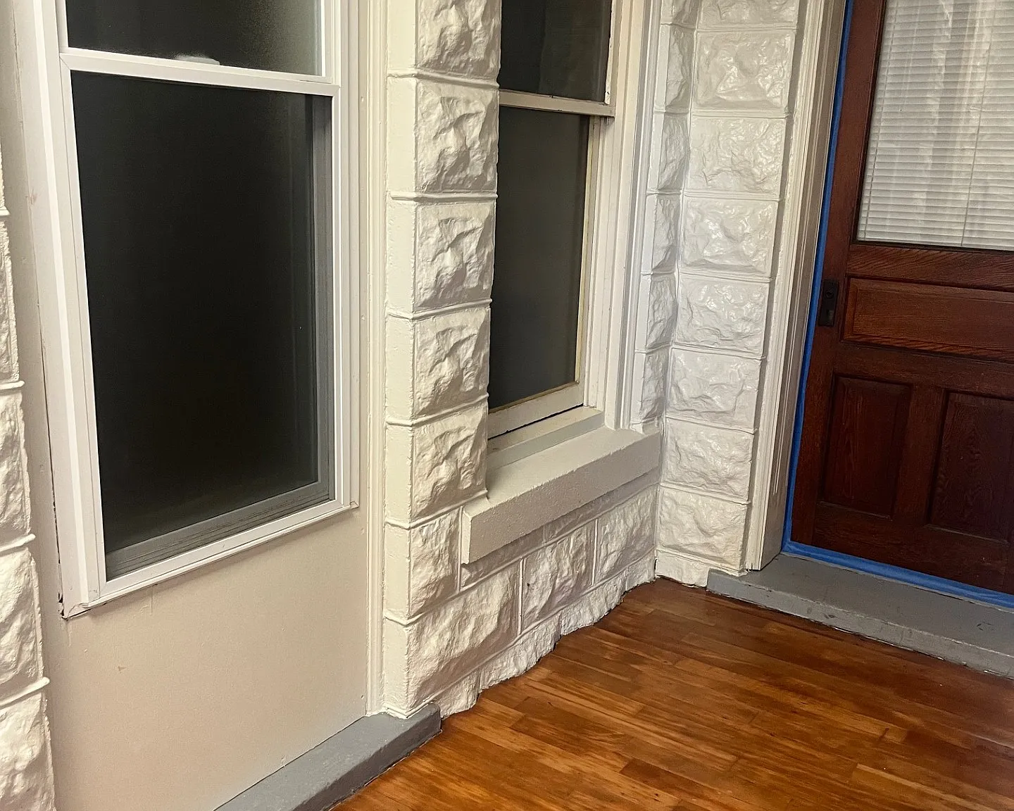 2 bed, $900 — Photo 2