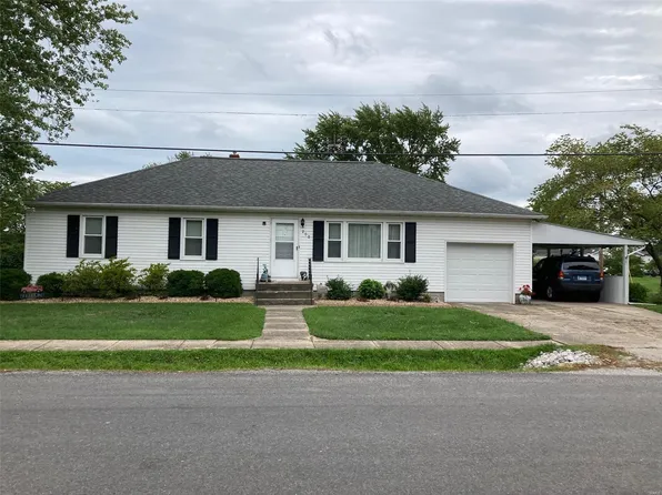 200 S Oak St, Hoffman, IL 62250