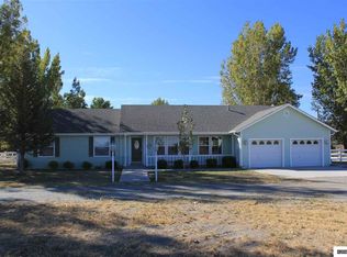 11 Ashley Dr, Yerington, NV 89447