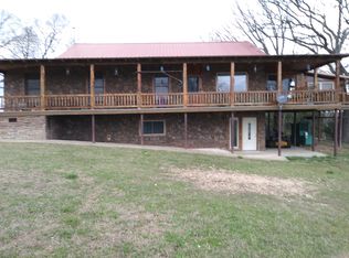 423 County Road 136, Eureka Springs, AR 72631