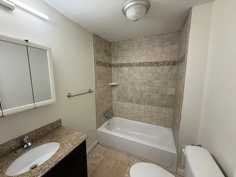 1304 N 25th St — Photo 9