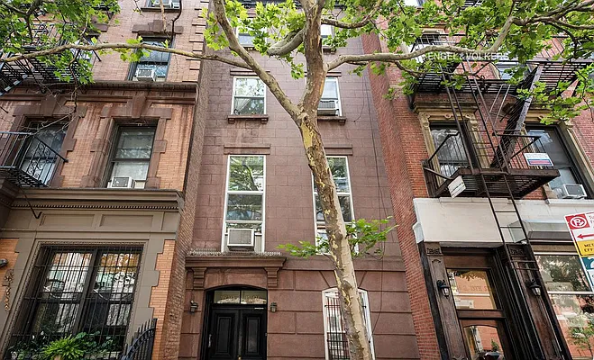 Rented by Engel & Völkers New York City | media 12