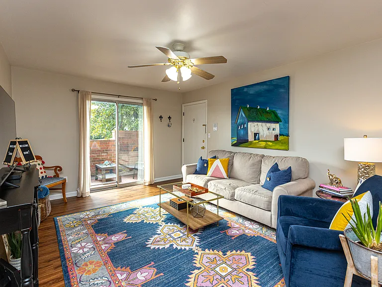 1036 Armstrong Mill Rd #B — Photo 17