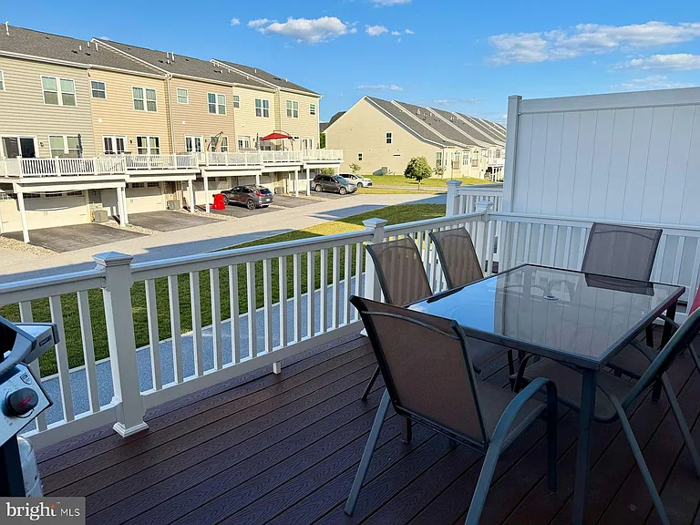 215 Quarry Point Rd — Photo 27