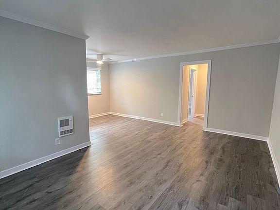 2nd image of 118 S Cordova St APT L