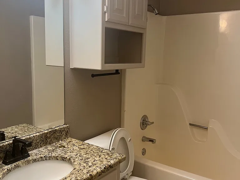 2319 Stoney Creek Dr — Photo 15