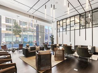 400 S Broadway Ave APT 911, Los Angeles, CA 90013