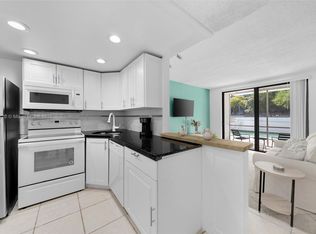 2345 NE 135th St APT 101, North Miami, FL 33181