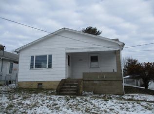 311 May Rd, Follansbee, WV 26037