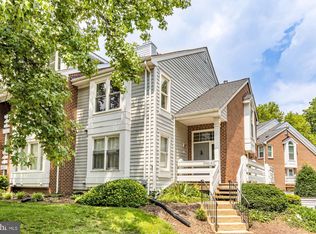 3153 Anchorway Ct, Falls Church, VA 22042