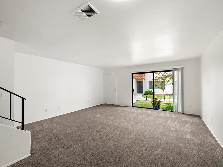 5580 Lake Park Way #28 — Photo 25