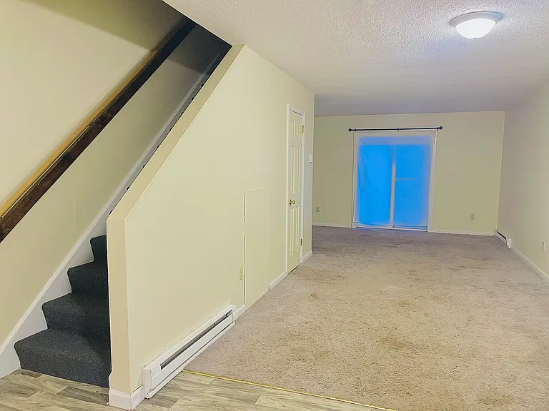96 Ethan Allen Pkwy #4 — Photo 16