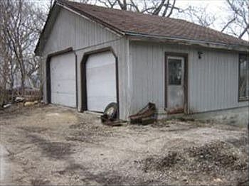 2nd image of 814 Milwaukee St