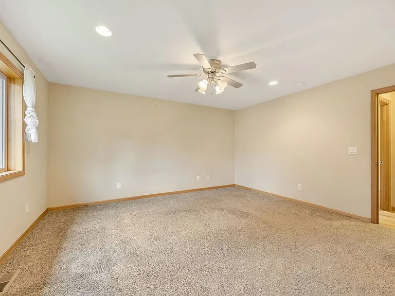 1730 Pacific Ridge Ln — Photo 31