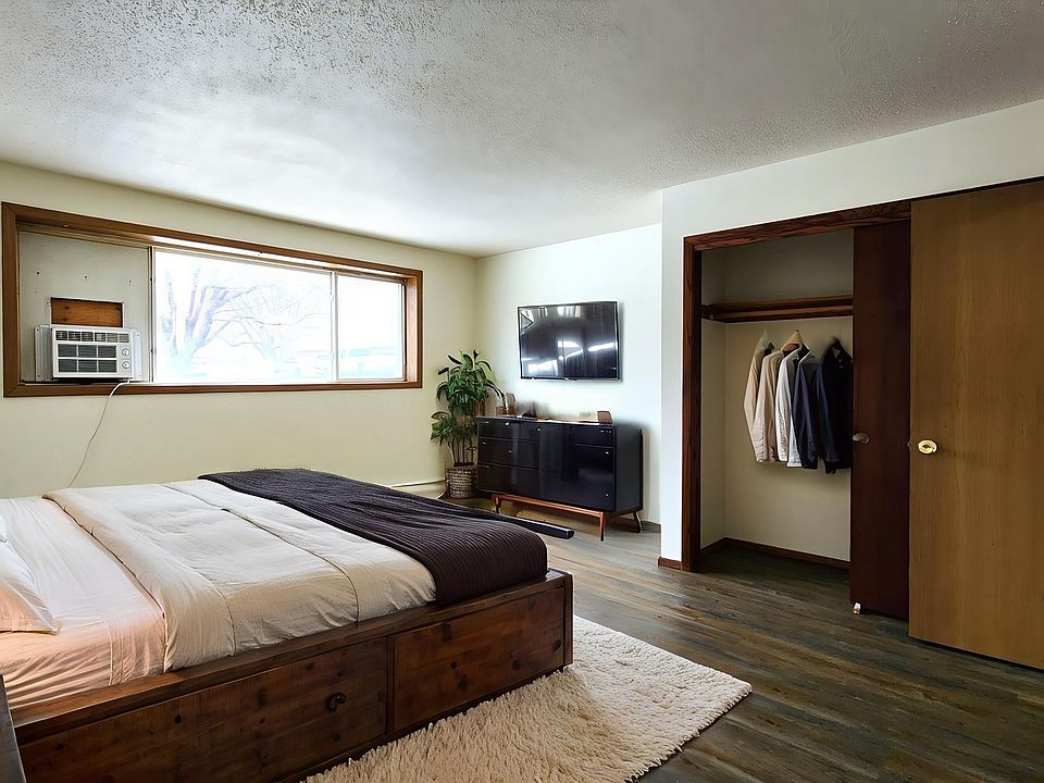 1st image of 1842 14th St S #11506004