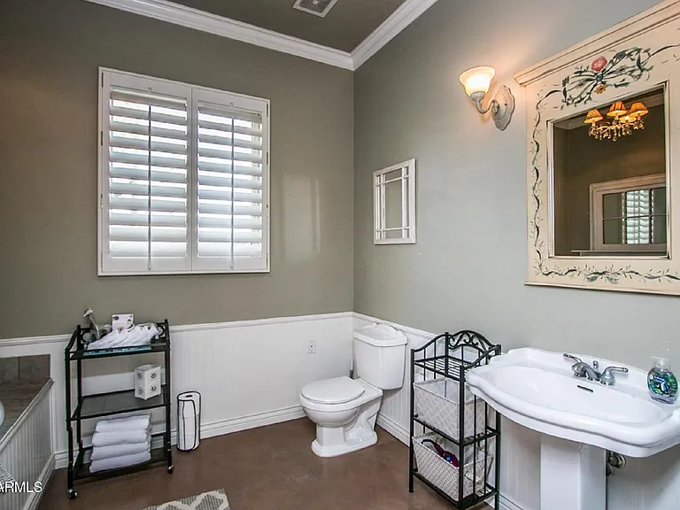 6830 E Wethersfield Rd — Photo 19