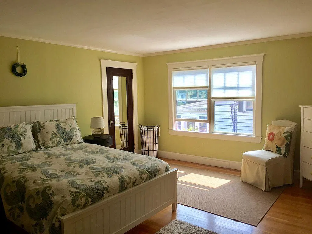 4 bed, 1718 sqft, $4,500 — Photo 4