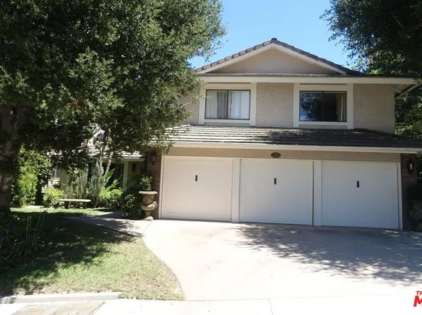 2718 Basil Ln, Los Angeles, CA 90077