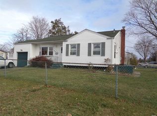 245 Madison Ave, Brentwood, NY 11717