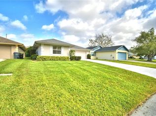 403 Greenfield Rd, Winter Haven, FL 33884