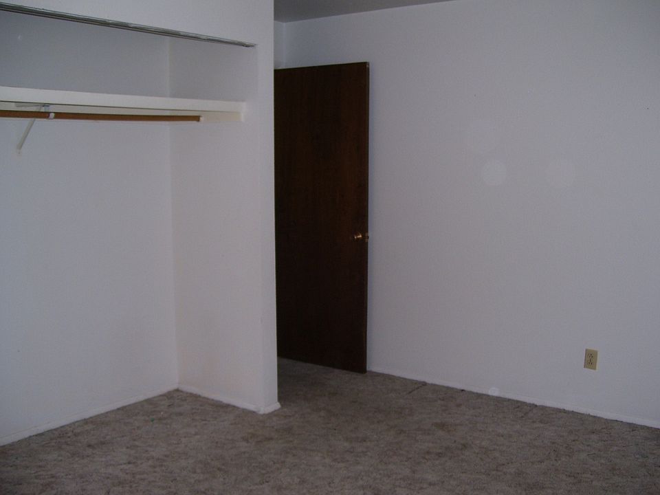 1st image of 2200 Thomas Ave APT 101