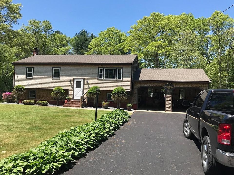 1st image of 80 Woodbine Ave