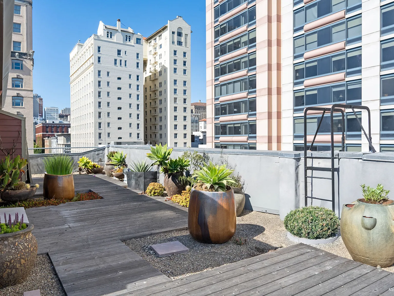 Tilden Hotel - Pent House — Photo 2