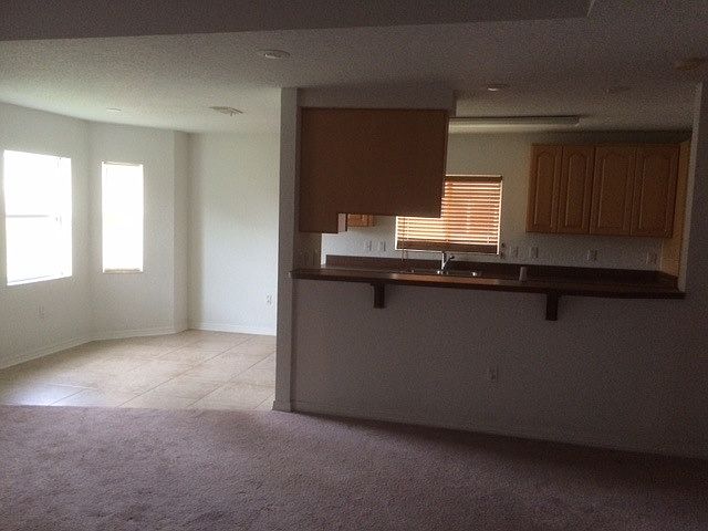 2nd image of 10240 Lake Dr