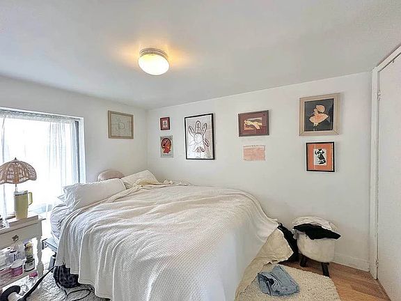 2nd image of 16 Meserole St APT 3A