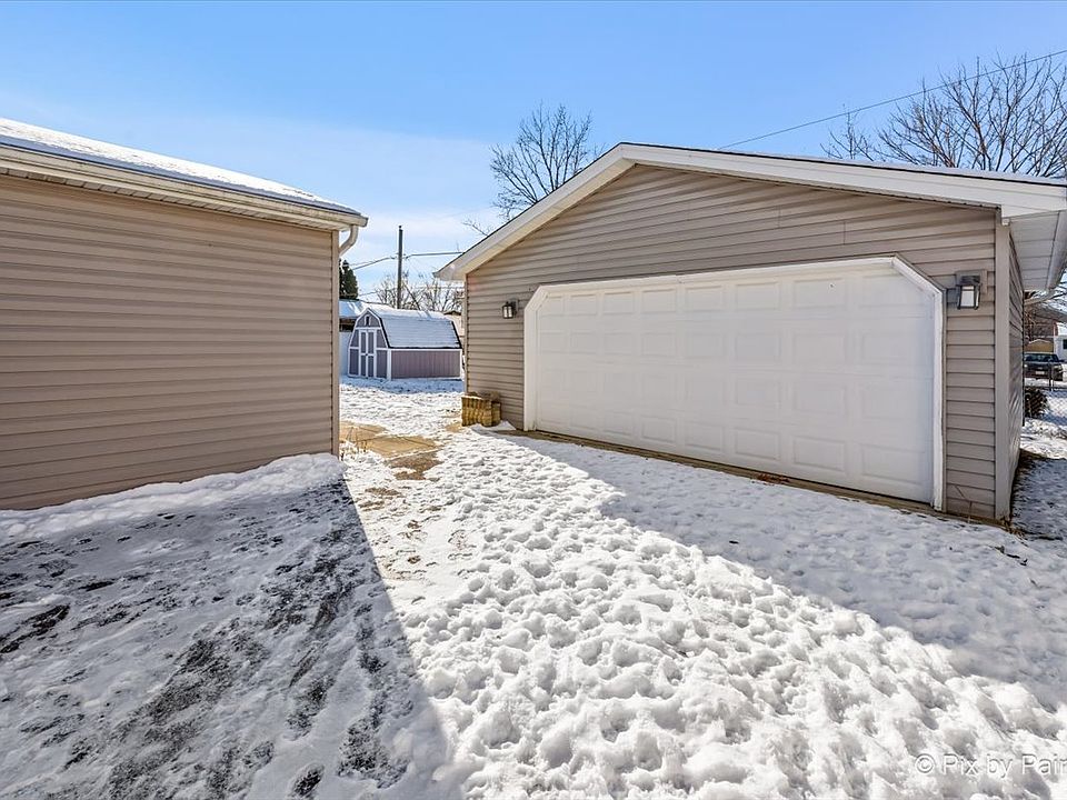 2nd image of 145 Monterey Dr