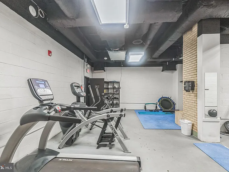 701 Lamont St NW #20 — Photo 26