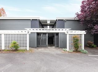 1113 Kirkland Ave APT 1B, Kirkland, WA 98033