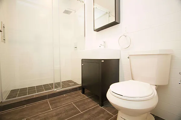 Rented by Nooklyn NYC LLC | media 50